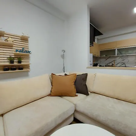 @likehome * Tirana