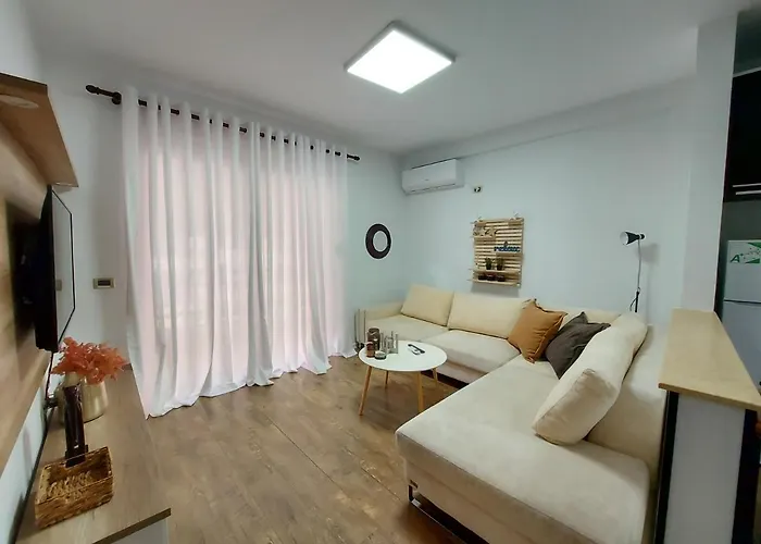 @likehome * 地拉那